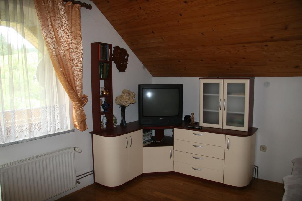 Guest House Kveder Škofja Loka Habitación foto